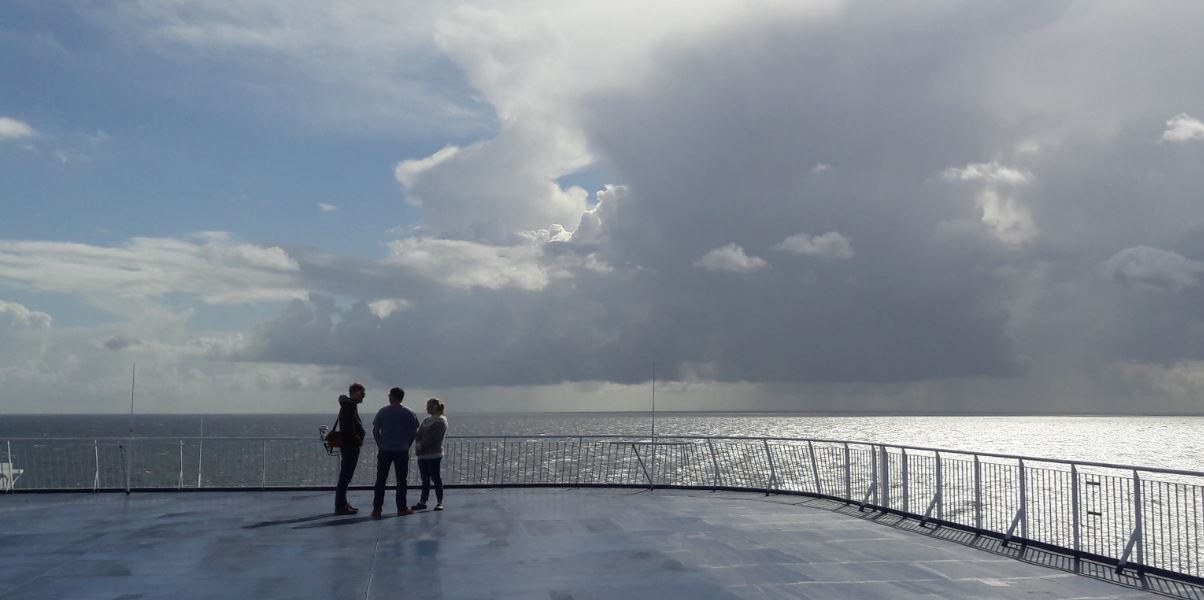 Erster Eindruck vom Festland - dicke Wolken