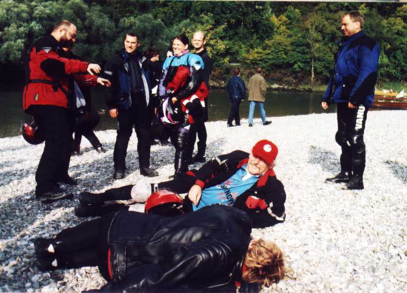 Fröhliches Treiben an der Donau 