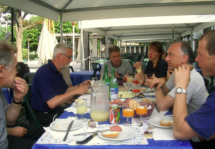 Ein letztes Frühstück in Italien  sa viverone
