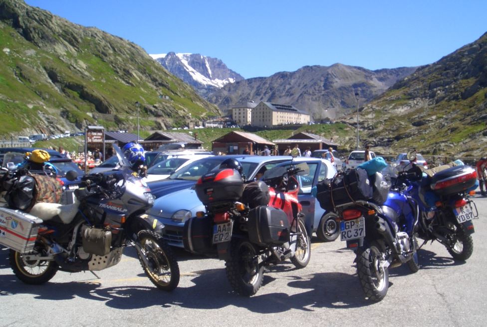 Pause auf dem Großen St. Bernhard-Pass